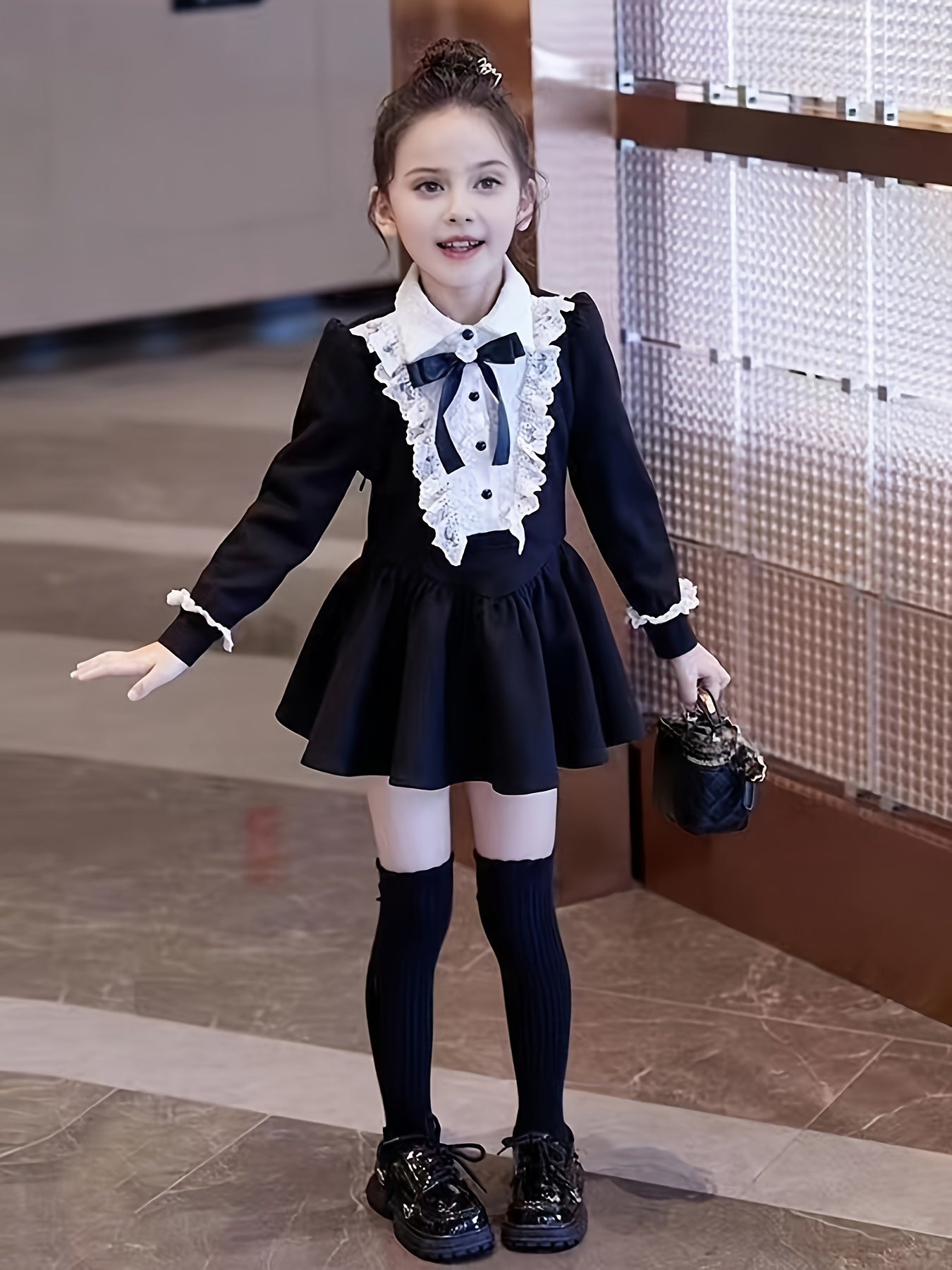 Elegant Girls' Vintage Long Sleeve Princess Dress with Lace Bow