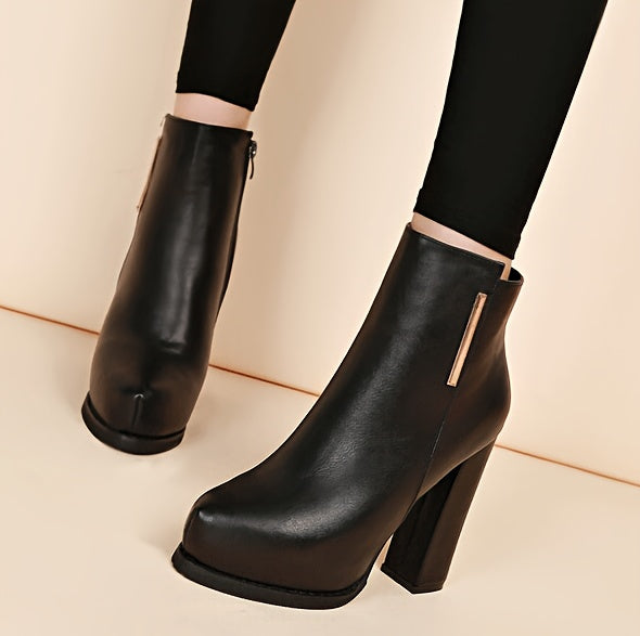 Women's Minimalist Chunky Heel Boots – Comfy & Stylish